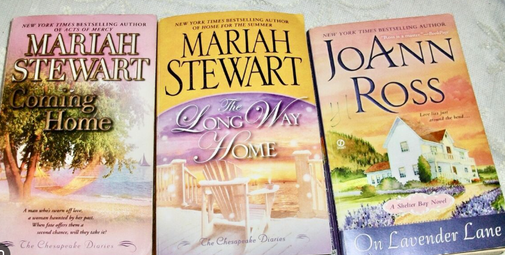Giveaway: "The Long Way Home" by Mariah Stewart – US/Canada, Ends 3/9 « Kelly's Lucky YouKelly's Lucky You